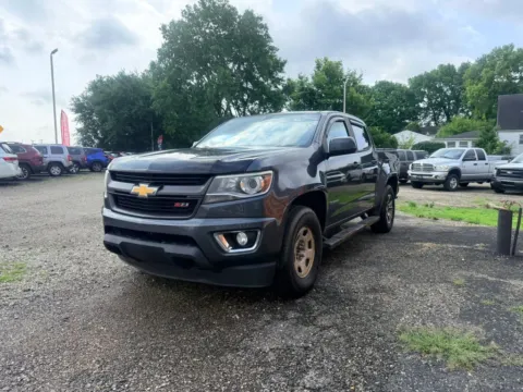 Another view of 2016 Chevrolet Colorado Crew Cab Z71 Pickup 4D 5 ft for sale in Lancaster, OH at Instant Auto Sales Lancaster