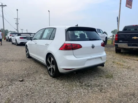 More photos of 2015 Volkswagen Golf GTI SE Hatchback Sedan 4D at Instant Auto Sales Lancaster, OH