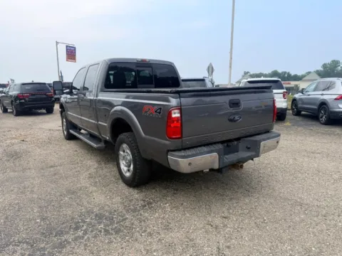 More photos of 2011 Ford F250 Super Duty Crew Cab XLT Pickup 4D 6 3/4 ft at Instant Auto Sales Lancaster, OH