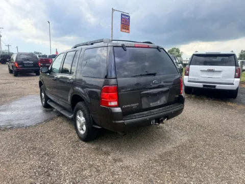 More photos of 2005 Ford Explorer XLT Sport Utility 4D at Instant Auto Sales Lancaster, OH