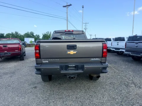 More photos of 2015 Chevrolet Silverado 2500 HD Crew Cab High Country Pickup 4D 6 1/2 ft at Instant Auto Sales Lancaster, OH