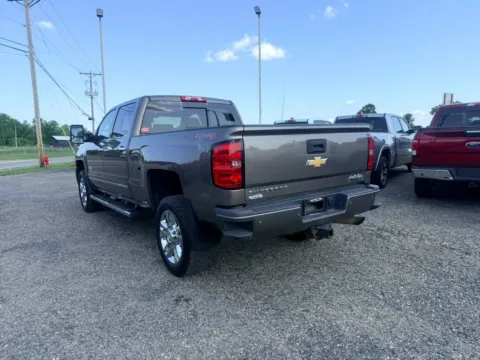 More photos of 2015 Chevrolet Silverado 2500 HD Crew Cab High Country Pickup 4D 6 1/2 ft at Instant Auto Sales Lancaster, OH