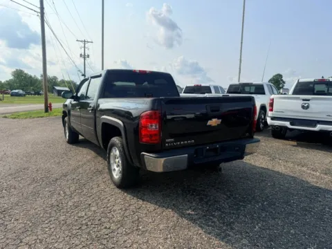More photos of 2011 Chevrolet Silverado 1500 Crew Cab LT Pickup 4D 5 3/4 ft at Instant Auto Sales Lancaster, OH