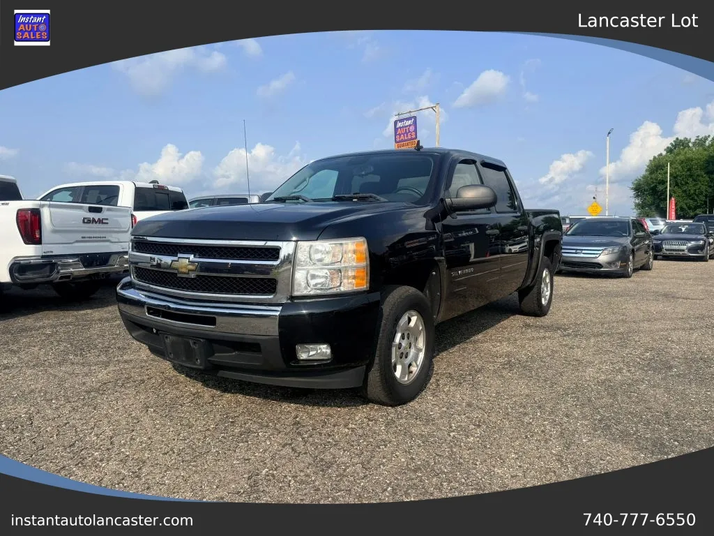 Unknown 2011 Chevrolet Silverado 1500 Crew Cab LT Pickup 4D 5 3/4 ft for sale in Lancaster, OH