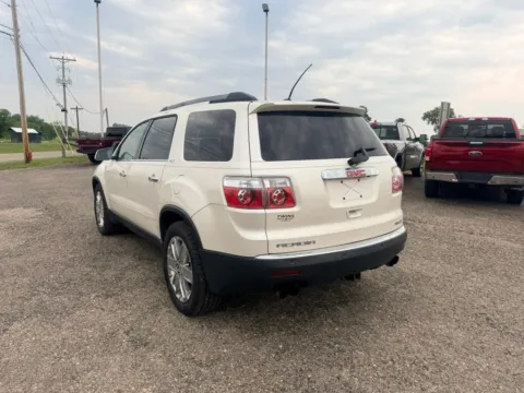 More photos of 2010 GMC Acadia SLT Sport Utility 4D at Instant Auto Sales Lancaster, OH