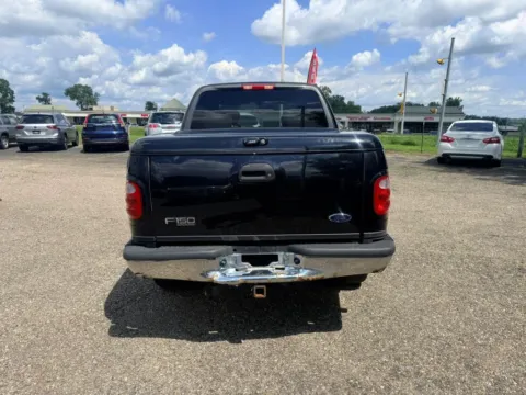 More photos of 2003 Ford F-150 SuperCrew Cab Lariat Pickup 4D 5 1/2 ft at Instant Auto Sales Lancaster, OH