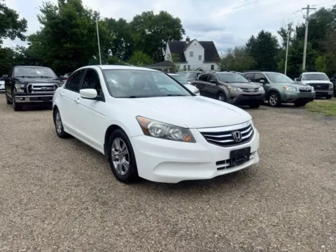 Another view of 2012 Honda Accord SE Sedan 4D for sale in Lancaster, OH at Instant Auto Sales Lancaster