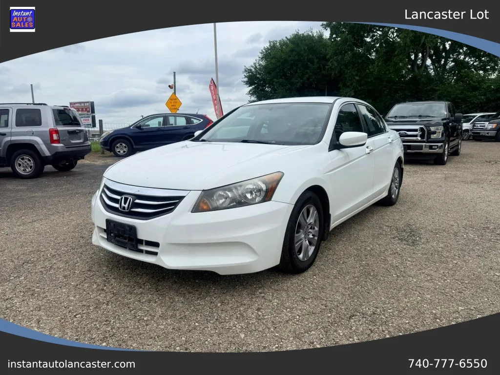 White 2012 Honda Accord SE Sedan 4D for sale in Lancaster, OH