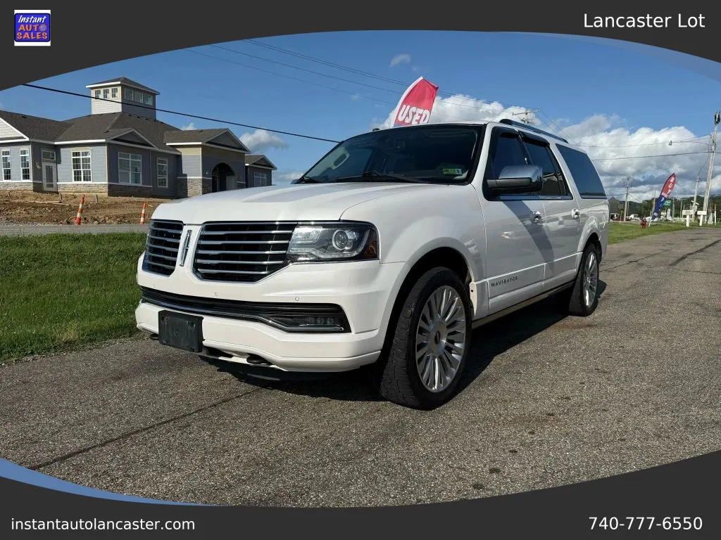 White 2015 Lincoln Navigator L Sport Utility 4D for sale in Lancaster, OH