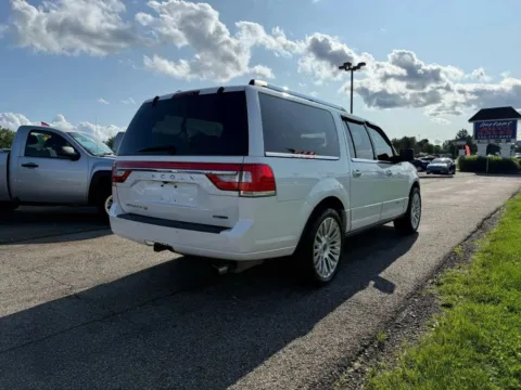 More photos of 2015 Lincoln Navigator L Sport Utility 4D at Instant Auto Sales Lancaster, OH