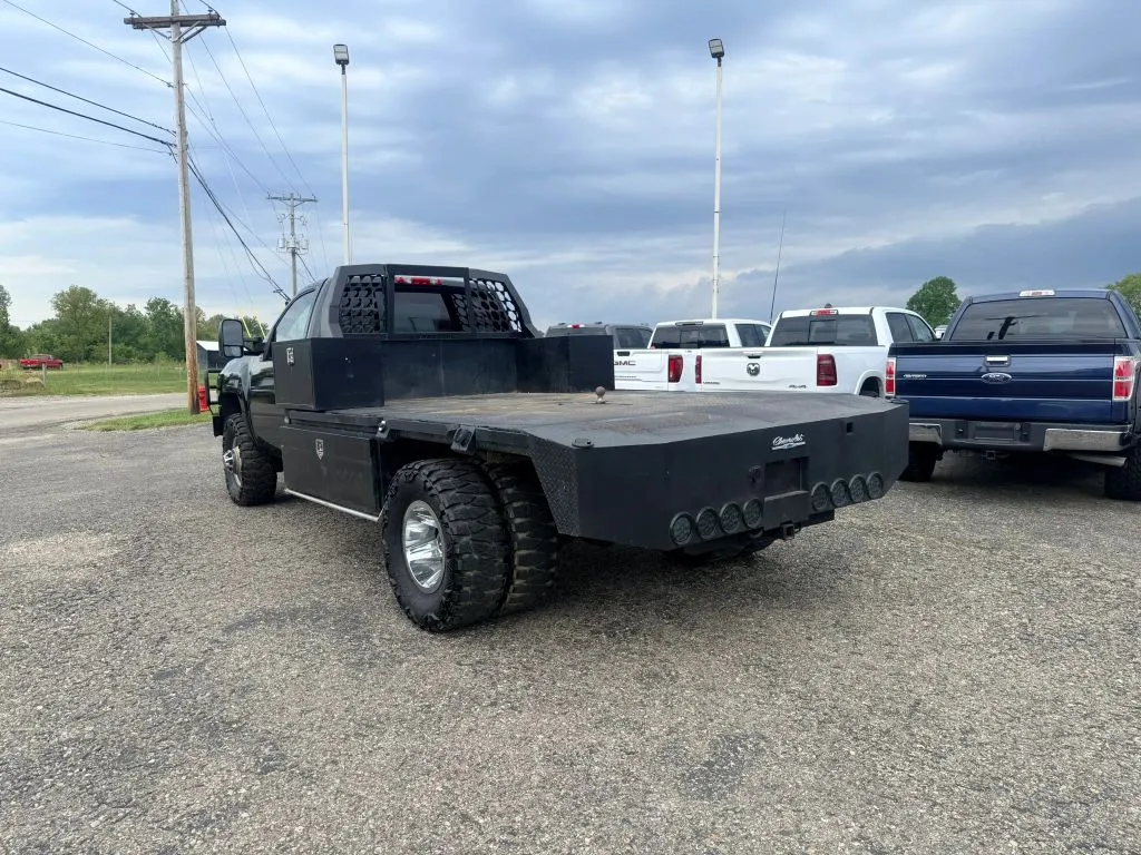 Chevrolet 3500HD photo 4