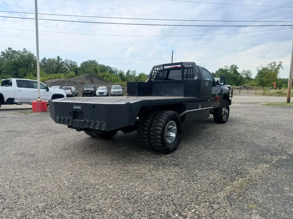 Chevrolet 3500HD photo 6