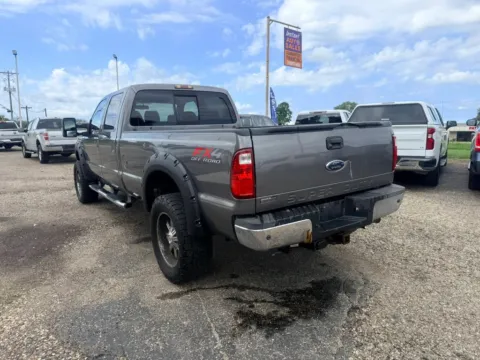 More photos of 2010 Ford F350 Super Duty Crew Cab Lariat Pickup 4D 8 ft at Instant Auto Sales Lancaster, OH