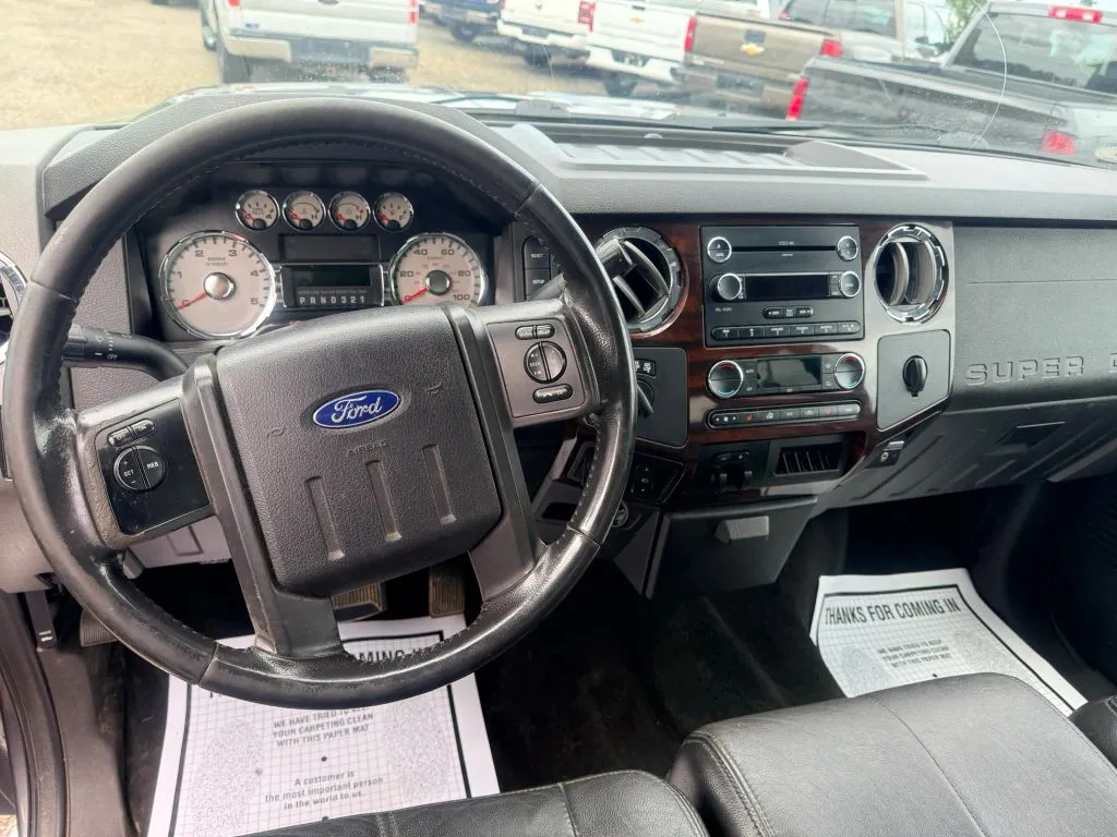 Ford F-350 photo 8