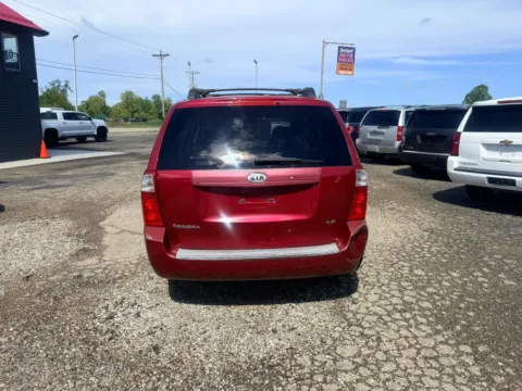 More photos of 2007 Kia Sedona LX Minivan 4D at Instant Auto Sales Lancaster, OH
