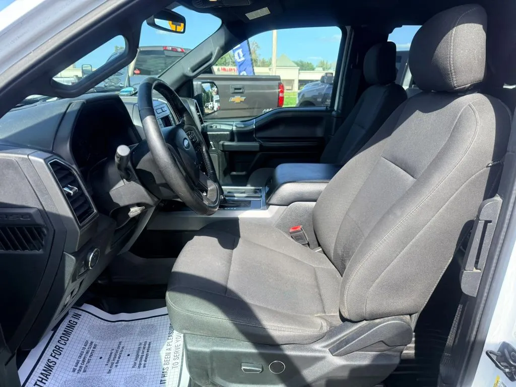 Ford F-150 photo 7