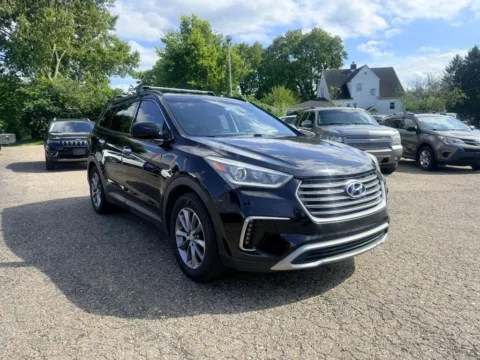 Another view of 2017 Hyundai Santa Fe SE Sport Utility 4D for sale in Lancaster, OH at Instant Auto Sales Lancaster