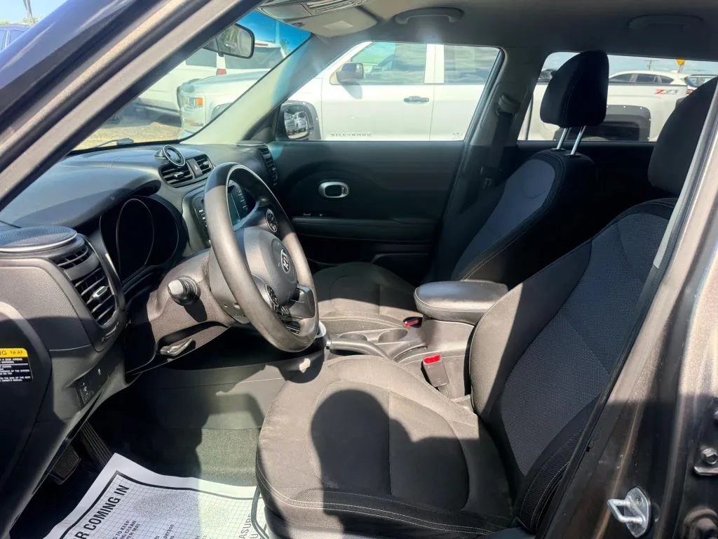 Kia Soul photo 7