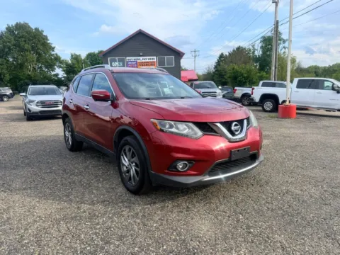 Another view of 2015 Nissan Rogue SL Sport Utility 4D for sale in Lancaster, OH at Instant Auto Sales Lancaster