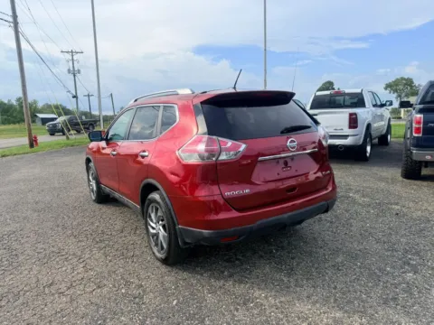 More photos of 2015 Nissan Rogue SL Sport Utility 4D at Instant Auto Sales Lancaster, OH
