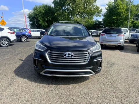 Photos of 2017 Hyundai Santa Fe SE Sport Utility 4D for sale in Lancaster, OH at Instant Auto Sales Lancaster