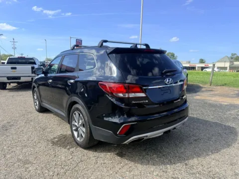 More photos of 2017 Hyundai Santa Fe SE Sport Utility 4D at Instant Auto Sales Lancaster, OH