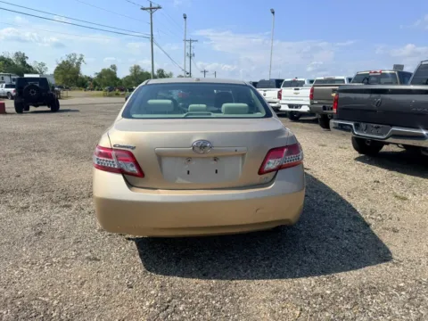 More photos of 2011 Toyota Camry LE Sedan 4D at Instant Auto Sales Lancaster, OH