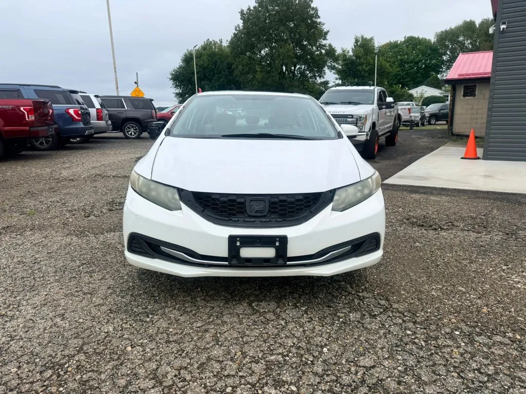Honda Civic photo 2
