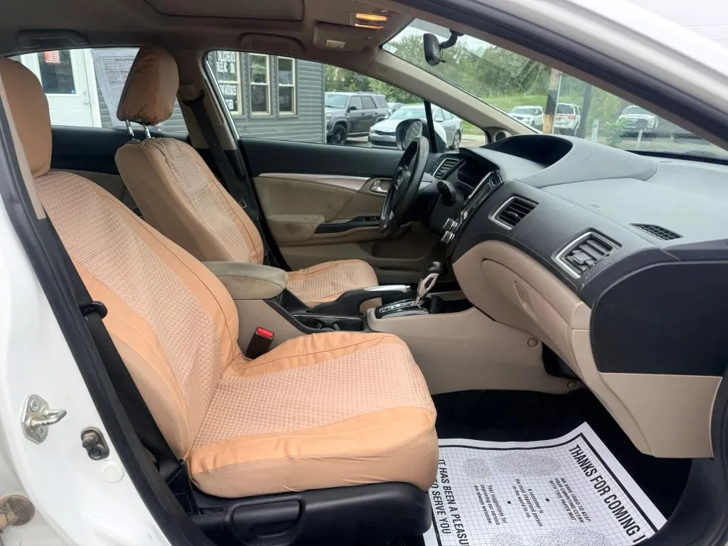 Honda Civic photo 9