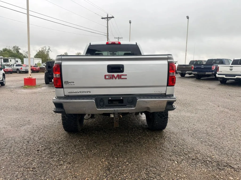 GMC Sierra photo 5