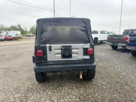 More photos of 2000 Jeep Wrangler SE Sport Utility 2D at Instant Auto Sales Lancaster, OH
