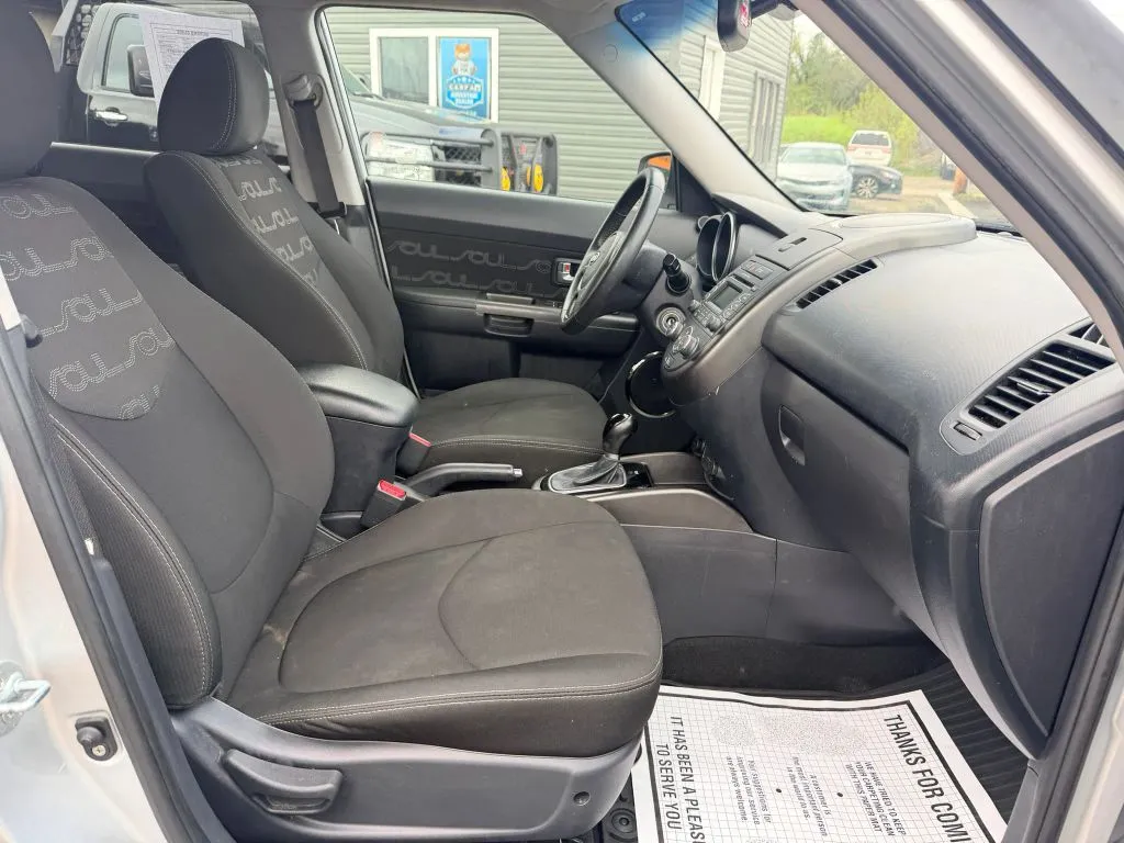 Kia Soul photo 8