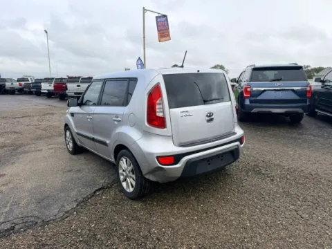 More photos of 2012 Kia Soul + Wagon 4D at Instant Auto Sales Lancaster, OH