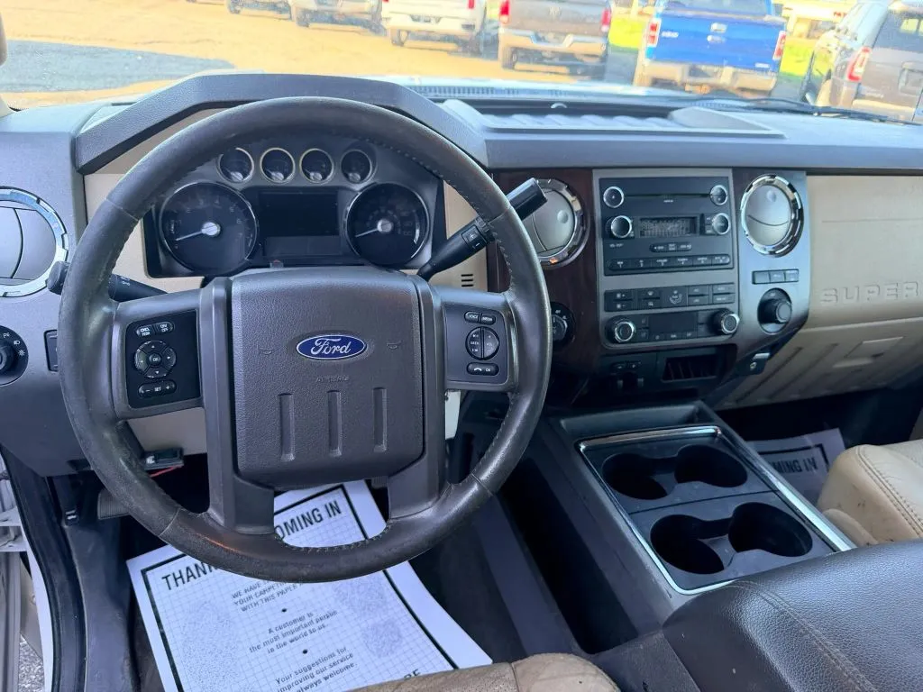 Ford F-250 photo 9