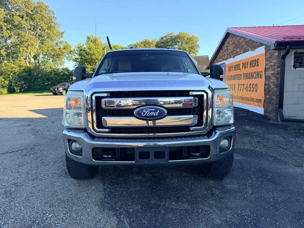 Ford F-250 photo 2