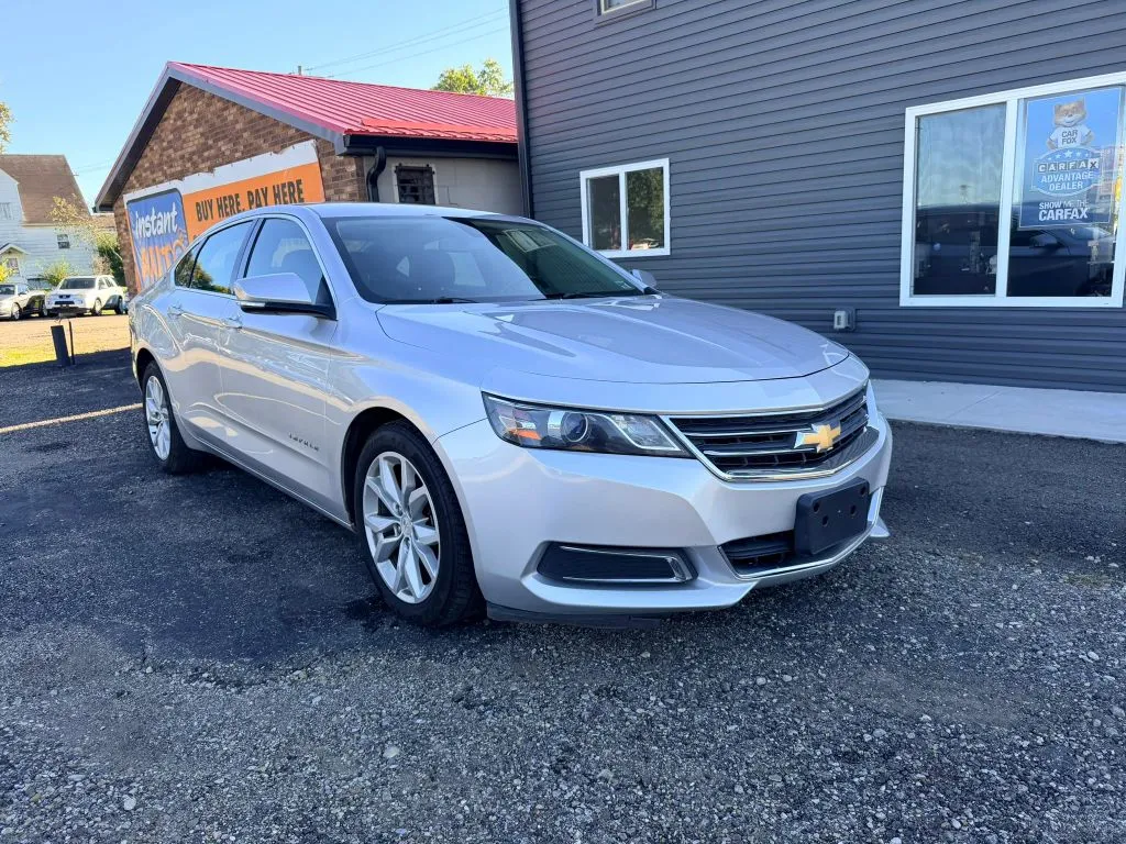 Chevrolet Impala photo 3