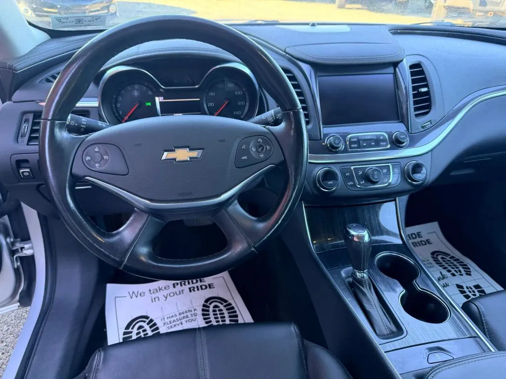Chevrolet Impala photo 8