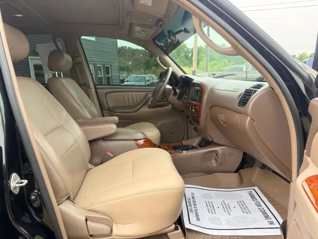 Toyota Tundra photo 9