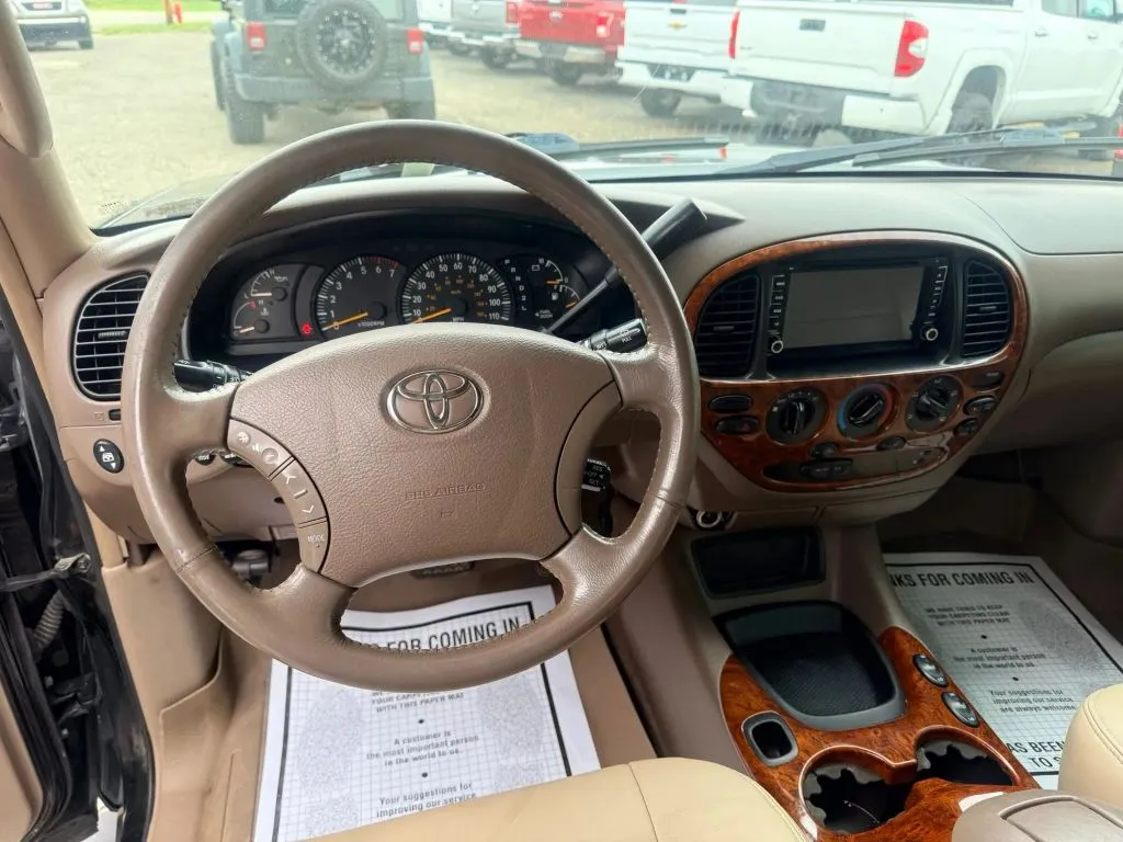 Toyota Tundra photo 8
