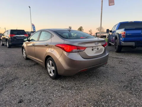 More photos of 2013 Hyundai Elantra GLS Sedan 4D at Instant Auto Sales Lancaster, OH