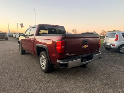 More photos of 2015 Chevrolet Silverado 1500 Crew Cab LT Pickup 4D 6 1/2 ft at Instant Auto Sales Lancaster, OH