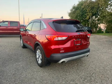 More photos of 2022 Ford Escape SE Sport Utility 4D at Instant Auto Sales Lancaster, OH
