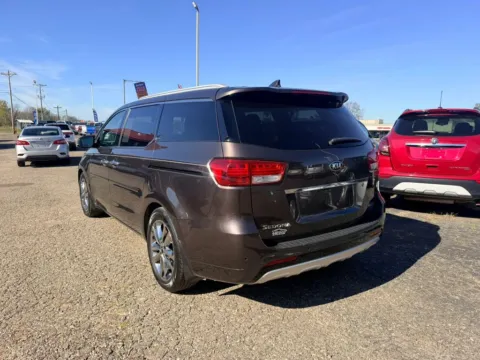 More photos of 2015 Kia Sedona SX Limited Minivan 4D at Instant Auto Sales Lancaster, OH