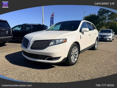 White 2015 Lincoln MKT EcoBoost Sport Utility 4D for sale in Lancaster, OH