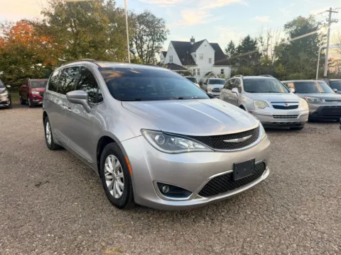 Another view of 2017 Chrysler Pacifica Touring-L Minivan 4D for sale in Lancaster, OH at Instant Auto Sales Lancaster