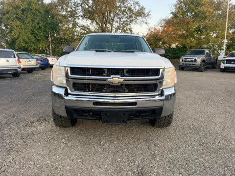 Photos of 2007 Chevrolet Silverado 2500 HD Crew Cab Work Truck Pickup 4D 8 ft for sale in Lancaster, OH at Instant Auto Sales Lancaster