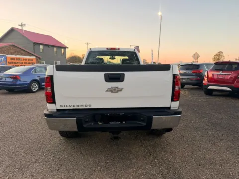More photos of 2007 Chevrolet Silverado 2500 HD Crew Cab Work Truck Pickup 4D 8 ft at Instant Auto Sales Lancaster, OH