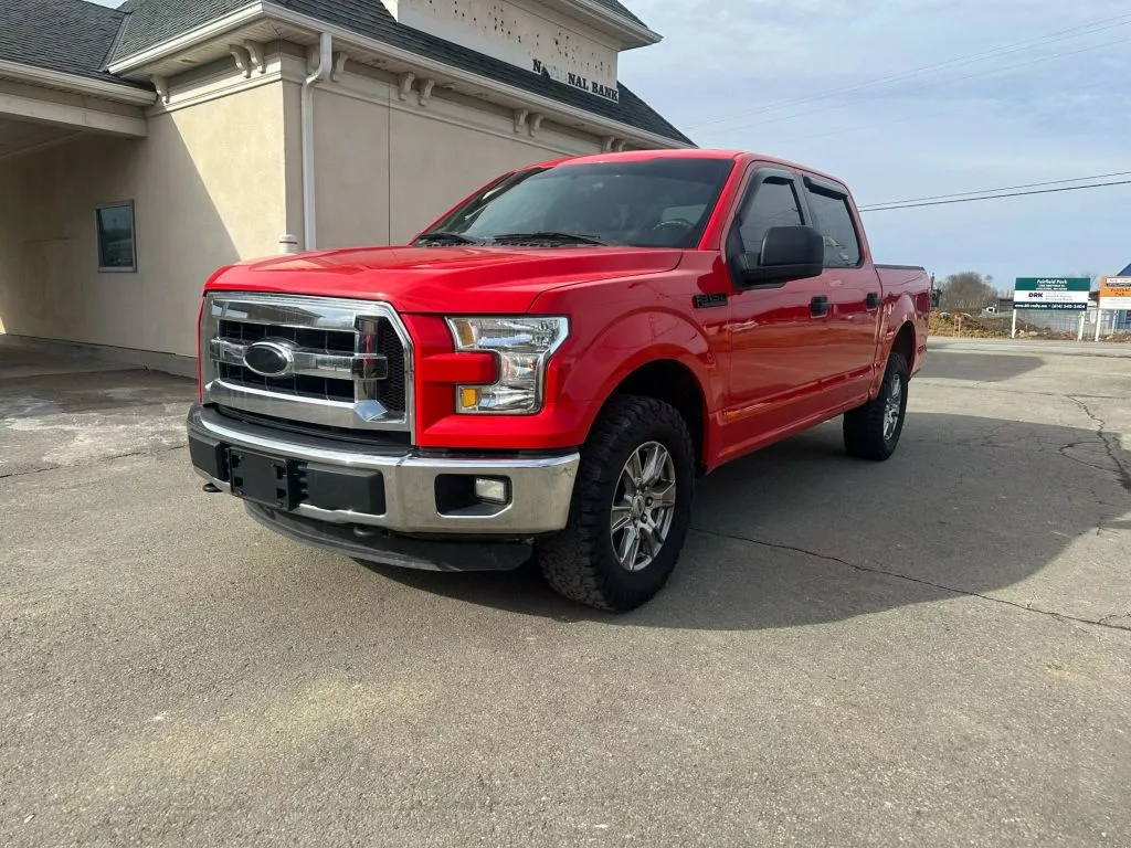 2015 Ford F-150 SuperCrew Cab XLT Pickup 4D 6 1/2 ft for sale in Lancaster, OH