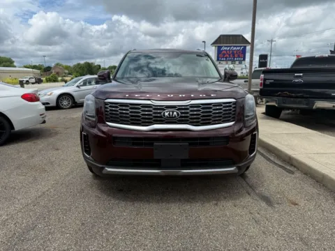 Photos of 2020 Kia Telluride EX Sport Utility 4D for sale in Lancaster, OH at Instant Auto Sales Lancaster