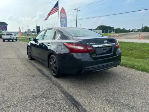 More photos of 2018 Nissan Altima 2.5 S Sedan 4D at Instant Auto Sales Lancaster, OH